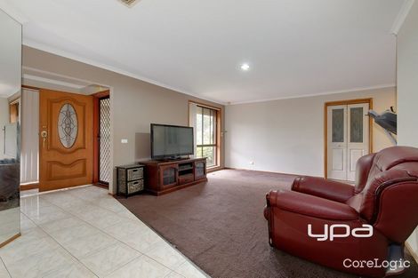 Property photo of 7 Chisholm Avenue Attwood VIC 3049