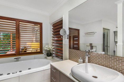 Property photo of 37 Twelfth Avenue Railway Estate QLD 4810