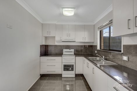 Property photo of 23 Cabarita Crescent Glenvale QLD 4350