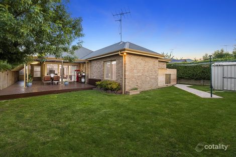 Property photo of 16 Loris Close Grovedale VIC 3216