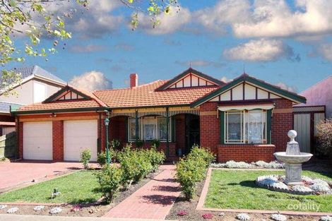 5 Royal Cres, Hillside, VIC 3037