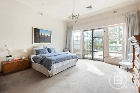 Property photo of 85 Lumeah Road Caulfield North VIC 3161