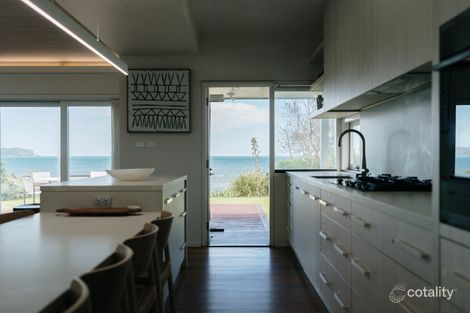 Property photo of 10 Coral Crescent Pearl Beach NSW 2256