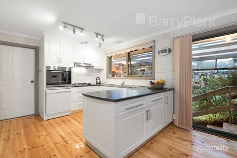 Property photo of 7 Celestial Court Rowville VIC 3178