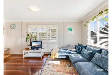 Property photo of 8 Empress Street Centenary Heights QLD 4350