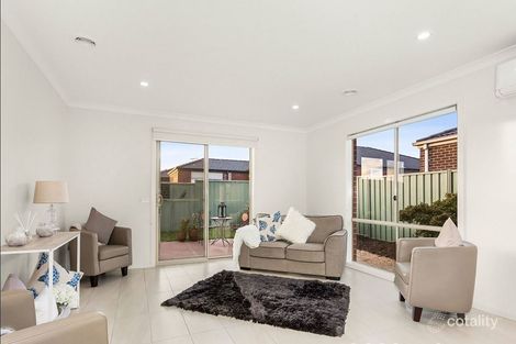 Property photo of 77 Manuka Grove Wyndham Vale VIC 3024