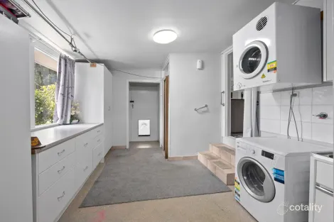 Property photo of 23 Lupton Street Churchill QLD 4305