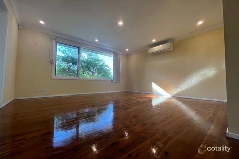 Property photo of 4 Weemala Crescent Bradbury NSW 2560