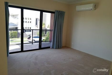 Property photo of 7 Jurien Crescent Varsity Lakes QLD 4227
