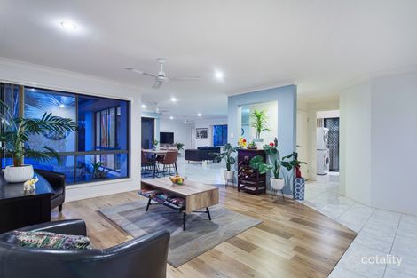 Property photo of 7 Napier Court Pacific Pines QLD 4211