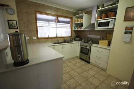 Property photo of 15 Reef Place Leschenault WA 6233