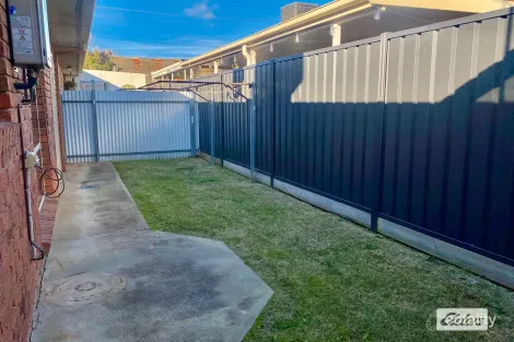 Property photo of 2/67 Hume Street Yarrawonga VIC 3730