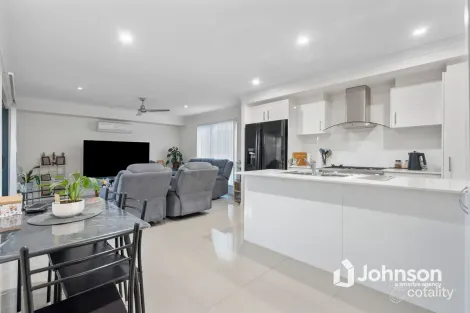 Property photo of 12 Welford Circuit Yarrabilba QLD 4207