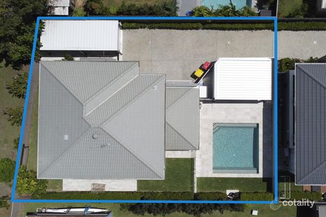 32b Boodera Rd, Palm Beach, QLD 4221