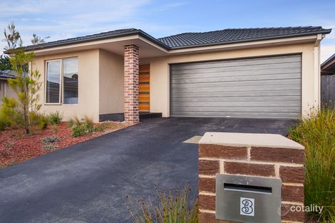 3/4 Regal Pl, Somerville, VIC 3912