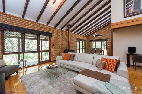 Property photo of 33 Casino Road Glen Forrest WA 6071
