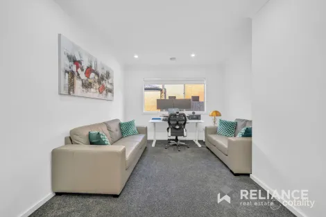 Property photo of 22 Payson Drive Point Cook VIC 3030