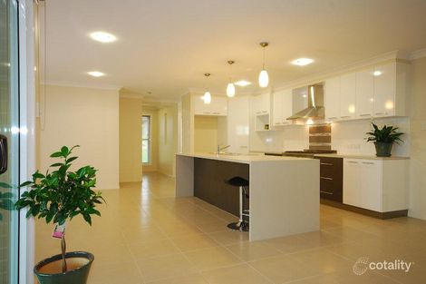 Property photo of 5 Plover Court Highfields QLD 4352