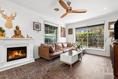 1/15 Beatty Pde, Mornington, VIC 3931