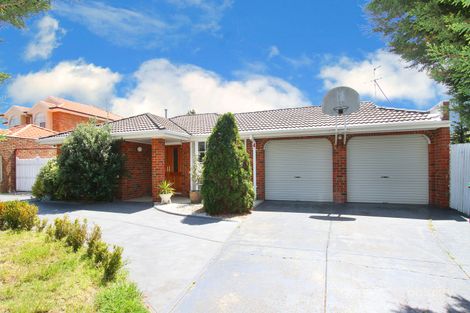 Property photo of 4 Oates Court Taylors Lakes VIC 3038