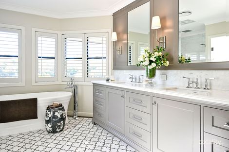 Property photo of 375 Brisbane Corso Yeronga QLD 4104