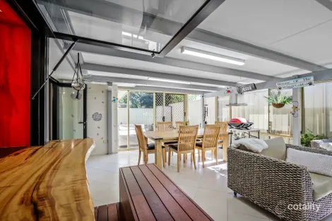 Property photo of 8/2 Pappas Way Carrara QLD 4211