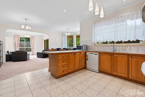Property photo of 22 Crystal Brook Court Narre Warren South VIC 3805