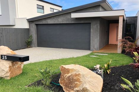 25 Carnoustie Gr, Mornington, VIC 3931