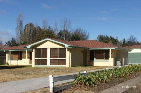 18 Bowman Ave, Armidale, NSW 2350
