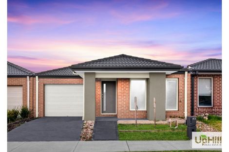 43 Melaan Way, Clyde North, VIC 3978