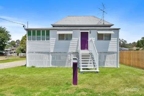 200 Pine Mountain Rd, Brassall, QLD 4305