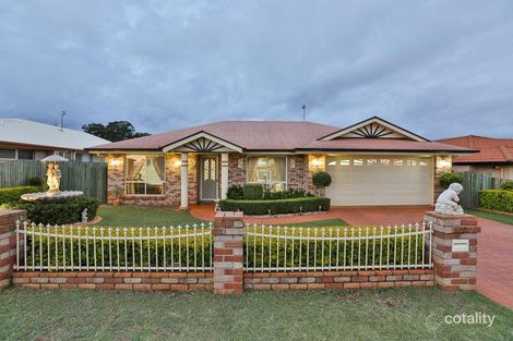 10 Macrossan St, Cranley, QLD 4350