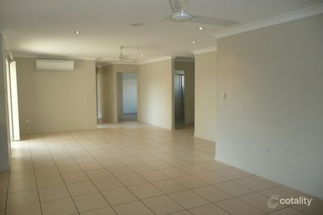 Property photo of 6 Bluff Street Bushland Beach QLD 4818