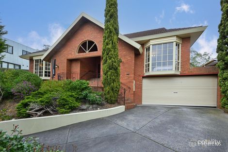 8 Menzies Cres, Ringwood North, VIC 3134