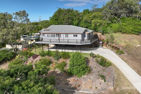 Property photo of 7 Robertson Close New Auckland QLD 4680