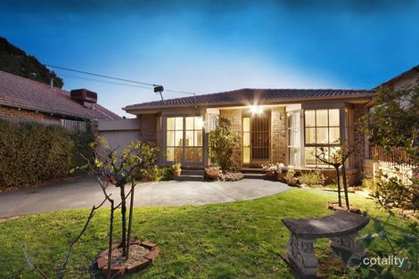 1/8 Kingsley Pde, Carnegie, VIC 3163