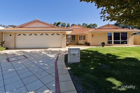 44 Pebble Bush Dr, Canning Vale, WA 6155