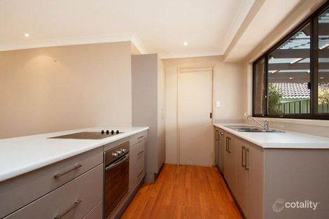 Property photo of 2 Ferntree Close Wyoming NSW 2250
