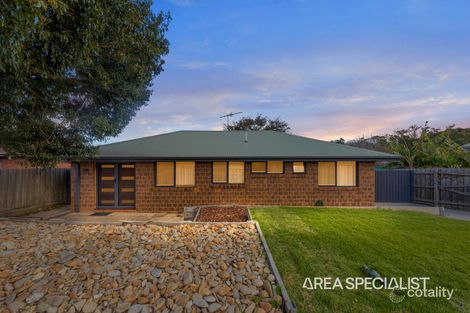 19 Breyleigh Dr, Pakenham, VIC 3810