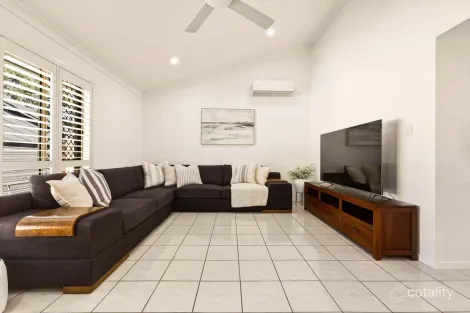Property photo of 45 Trafalgar Drive Kippa-Ring QLD 4021