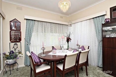 Property photo of 33 Melissa Street Strathmore VIC 3041
