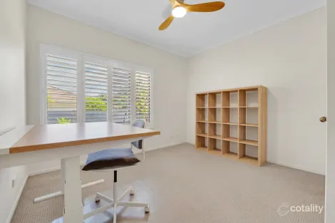 Property photo of 1 Sirocco Court Ormiston QLD 4160