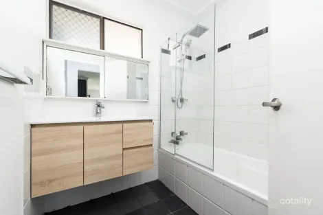 Property photo of 2/101 Waterloo Street Tuart Hill WA 6060