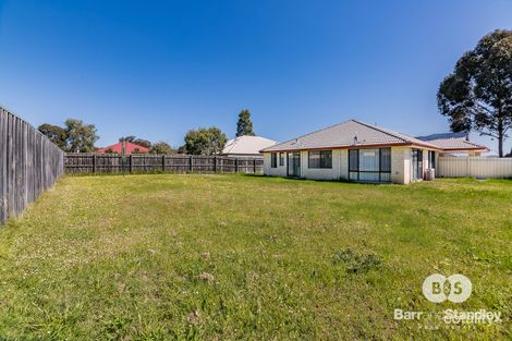 Property photo of 6 Burwood Road Australind WA 6233