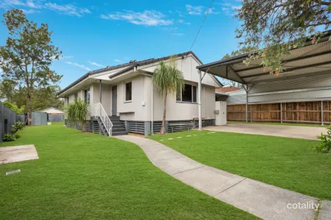 Property photo of 17 Kevin Street Riverview QLD 4303