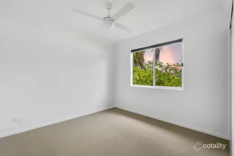 Property photo of 27 Jardine Drive Springwood QLD 4127