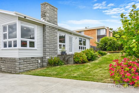 Property photo of 1/8 Milford Street Lindisfarne TAS 7015