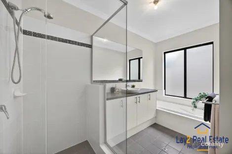 Property photo of 17A Cobden Street Bayswater WA 6053