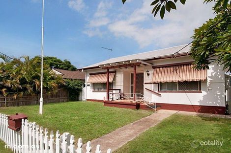 4 Dunalban Ave, Woy Woy, NSW 2256