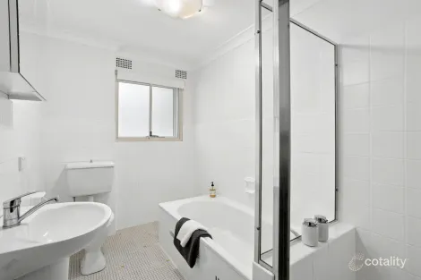 Property photo of 25/8-10 Milner Crescent Wollstonecraft NSW 2065